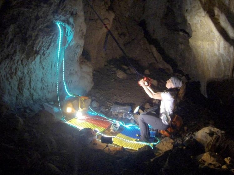 Potret Atlet yang Akhirnya Keluar dari Gua, Sudah Terisolasi 500 Hari