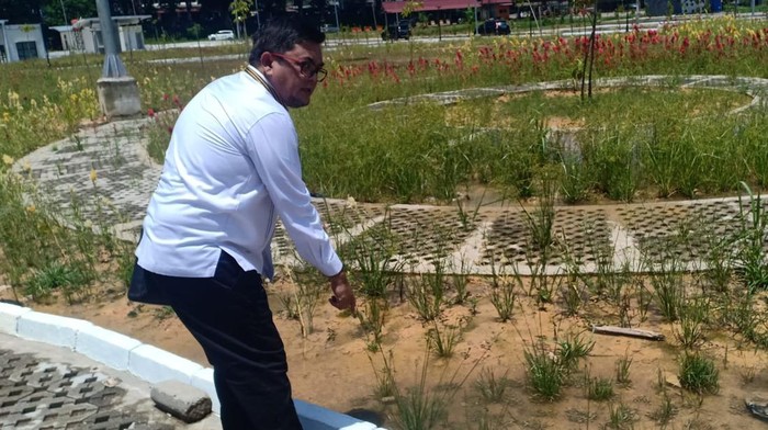 Proyek bangunan Ruang Terbuka Hijau (RTH) senilai Rp 35 miliar menjadi sorotan bagi anggota DPRD Provinsi Jambi.
