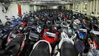 Pada keberangkatan kedua ini, total jumlah motor yang diangkut sebanyak 816 unit.