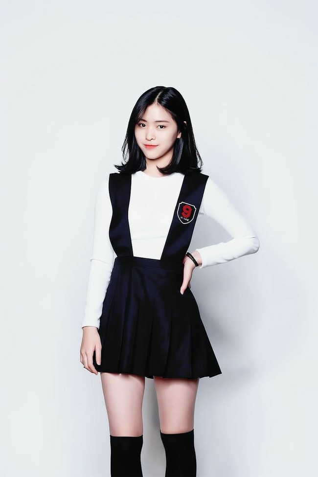 Namanya pun melambung saat menjadi kontestan acara survival MIXNINE. Ryujin menempati peringkat pertama dii tim wanita, namun tidak dapat debut karena timnya kalah dari tim pria. Foto: Instagram