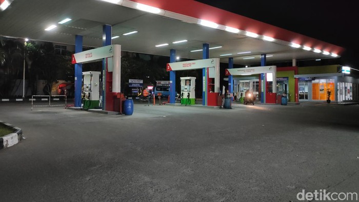 SPBU Panembong di Jalan Raya Cianjur-Puncak