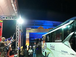 Bahagia dan Antusiasme Pedagang Warmindo Jogja Mudik Bareng Usai Pandemi