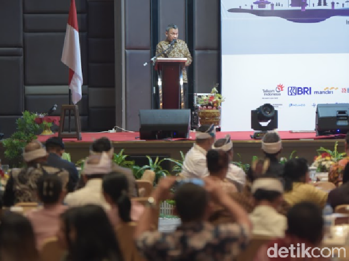 Suasana perayaan Hari Raya Nyepi karyawan BUMN di Medan.