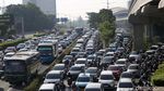 Tol Dalam Kota dan Jalan MT Haryono Macet Pagi Ini