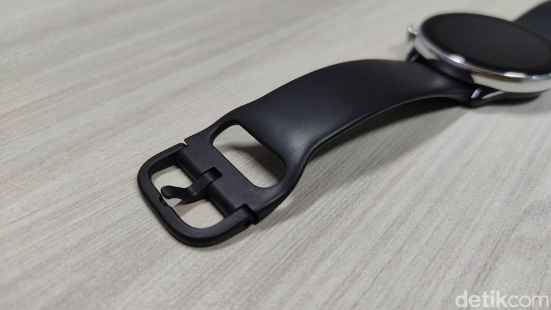 Amazfit resmi menghadirkan smartwatch terbarunya GTR Mini. Perangkat ini memiliki desain bodi yang sederhana namun tampak mewah, yang ditawarkan dengan harga murah.