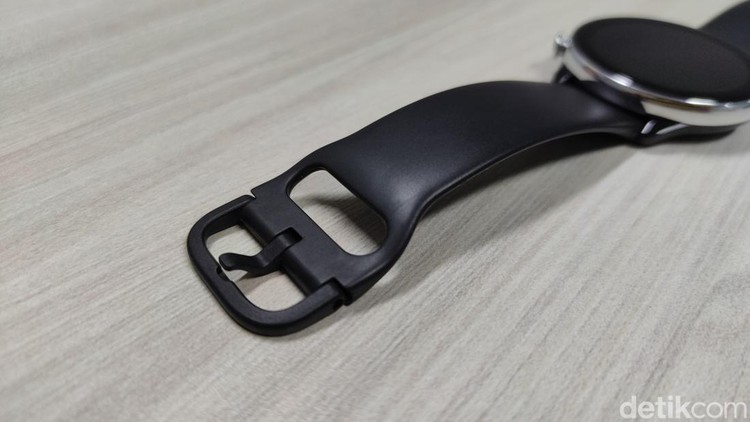 Unboxing Amazfit GTR Mini, Mungil dan Penuh Gaya Amazfit resmi menghadirkan smartwatch terbarunya GTR Mini. Perangkat ini memiliki desain bodi yang sederhana namun tampak mewah, yang ditawarkan dengan harga murah.