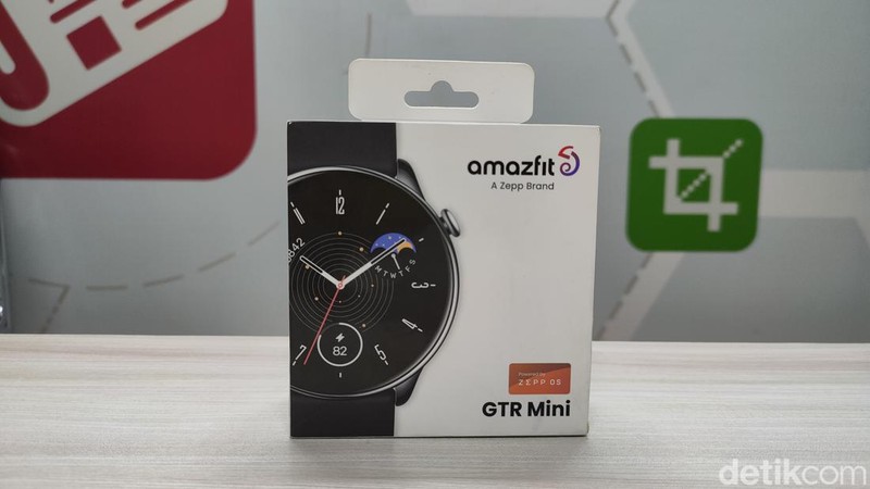 Amazfit resmi menghadirkan smartwatch terbarunya GTR Mini. Perangkat ini memiliki desain bodi yang sederhana namun tampak mewah, yang ditawarkan dengan harga murah.