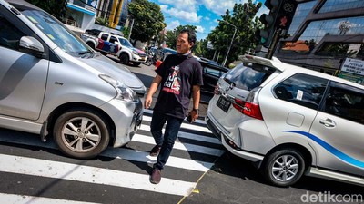 Usai Dikritik, Kini Ada Pelican Crossing untuk Pejalan Kaki di Pasar Santa