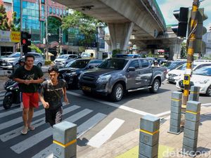 Simpang Santa Jaksel Dibuka Lagi, Pelican Crossing Tak Akan Dibongkar