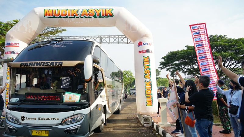 Alfamart Alfagift Berangkatkan Ribuan Peserta Mudik Asyik 2023