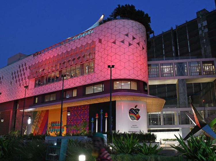 Heboh Apple Store Pertama Resmi Dibuka di India
