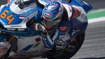 Potret Rider Surabaya Naik Podium Bawa Bendera Merah Putih di Moto2 Amerika