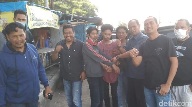 Cewek open BO mojokerto tewas diracun