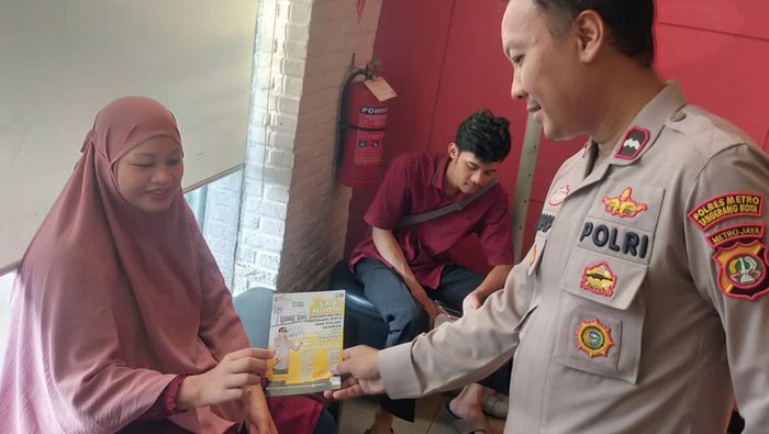 Edukasi Mudik Aman dan Nyaman ke Warga Edukasi Mudik Aman dan Nyaman ke Warga