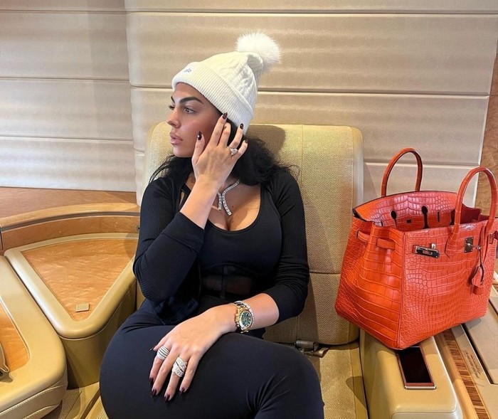 Take a peek at Ronaldo Georgina Rodriguez's girlfriend bag wardrobe, full of Hermes, a total of IDR 19 billion