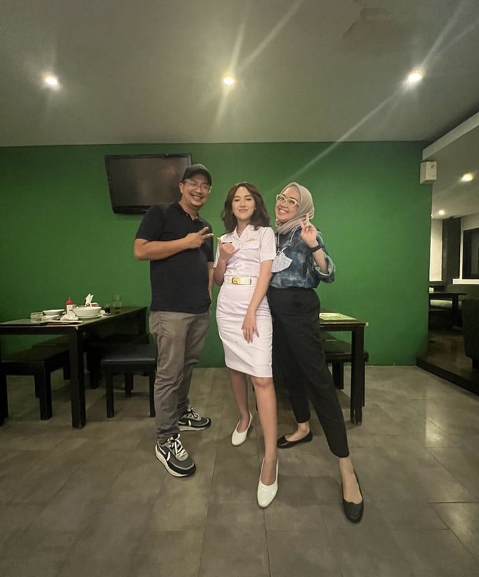 Go International! Intip Gaya Happy Asmara Saat ke Pasar hingga Makan di Resto