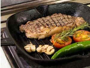 Jenis Grill Pan dan Ukurannya yang Cocok untuk Memasak Menu Lebaran