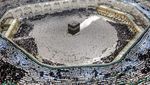 Jutaan Orang Padati Masjidil Haram saat Malam Lailatulqadar