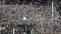 Malam ke-27 Ramadan memang tidak seperti malam-malam Ramadan sebelumnya. Karena dari sisi spritual malam itu mungkin saja menjadi malam Lailatulqadar atau malam istimewa yang hanya ada di tanggal ganjil pada 10 hari di bulan Ramadan.  