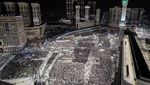 Jutaan Orang Padati Masjidil Haram saat Malam Lailatulqadar