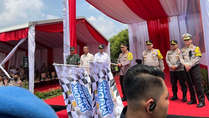 Kapolri Lepas 23 Ribu Pemudik Gratis