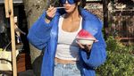Kim Kardashian Liburan ke Jepang, Makan Sushi hingga Jajan Kakigori