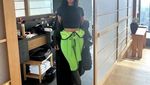 Kim Kardashian Liburan ke Jepang, Makan Sushi hingga Jajan Kakigori