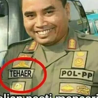 Apakah bapak ini yang kamu cari-cari menjelang Idul Fitri? Ada-ada saja, bikin nggak habis pikir sama nama unik si bapak. Foto: Twitter/Auliapn