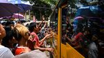 Momen 3.000 Tahanan Myanmar Bebas Saat Tahun Baru Buddha