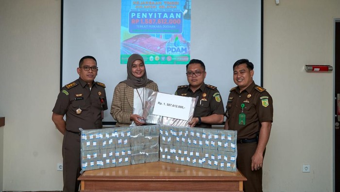 Pengembalian kerugian negara Rp 1,5 M di kasus korupsi PDAM Makassar Rp 20 M. Dokumen Istimewa
