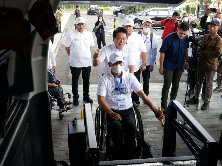 Penyandang Disabilitas Ikuti Mudik Gratis