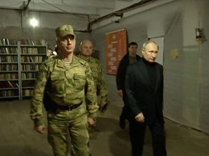 Putin Kunjungi 2 Wilayah Ukraina yang Dicaplok Rusia, Ada Apa?