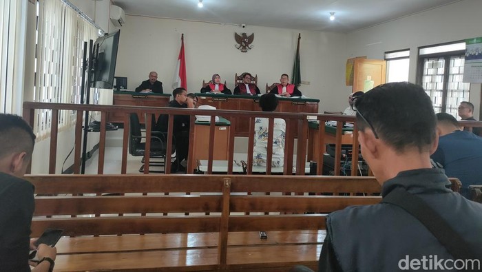 Sidang Kasus tabrak lari mahasiswi Cianjur dengan terdakwa Sugeng Guruh Gautama
