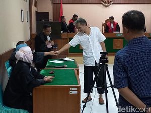 Bambang Tri Terpidana Kasus Ijazah Jokowi Melawan Hukuman Lewat PK