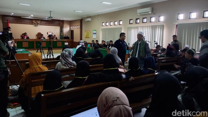 Sidang vonis terdakwa Sugi Nur Rahardja (Gus Nur) di Pengadilan Negeri (Solo), Selasa (18/4/2023).