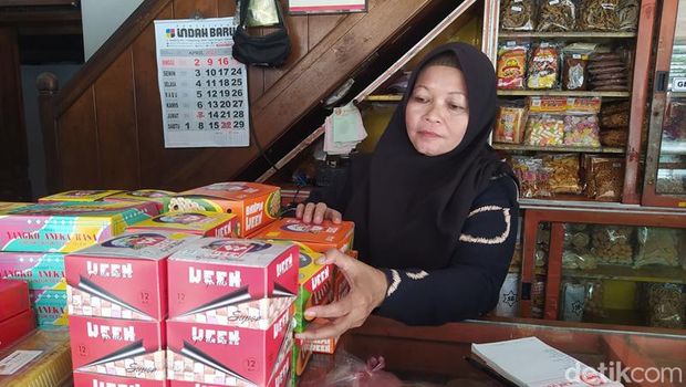 Toko Wajik Week Salaman, Kabupaten Magelang, Selasa (18/4/2023).