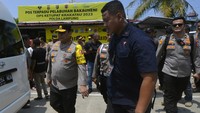 Waka Polri Gatot Eddy melakukan pengecekan posko pengamanan di Pelabuhan Bakauheni Lampung Selatan, Lampung. Kepolisian Daerah Lampung menyiapkan 83 posko pengamanan dengan melibatkan 4.664 personel yang bertugas menjaga selama arus mudik Lebaran 2023.