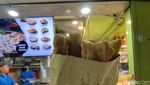 Ini Dia Cakue dan Kue Bantal Paling Laris di Pasar Atom Surabaya