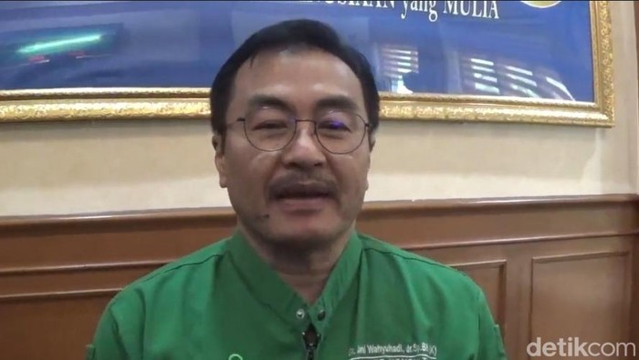 Dirut RSU dr Soetomo Dr dr Joni Wahyuhadi SpBS (K)