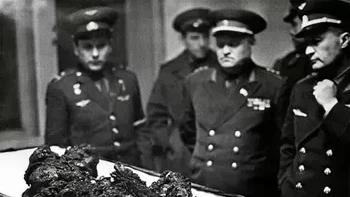 Sisa-sisa Kosmonot Rusia Vladimir Komarov, Seorang Pria yang Jatuh Dari Luar Angkasa, 1967 Foto: via steemit