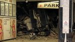 Gedung Parkir di New York Ambruk, Mobil Bertumpukan