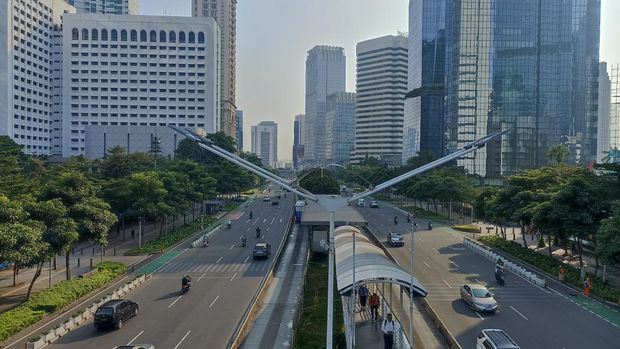 Jalan Gatot Subroto Pancoran arah Tendean hari pertama cuti lebaran