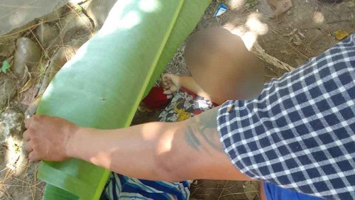 Jasad bayi 2 tahun dievakuasi ke RSD Mangusada, Badung, Rabu (18/4/2023). (IST)