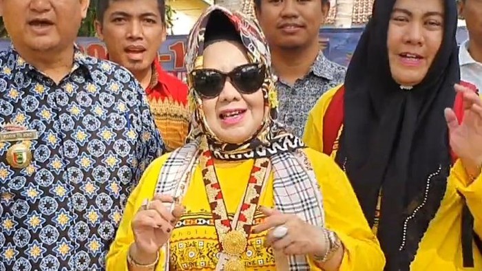 Kepala Dinas Kesehatan Provinsi Lampung Reihana Wijayanto menjadi salah satu pejabat yang namanya terseret setelah kasus kritikan TikToker Bima. Kepala Dinas Kesehatan Provinsi Lampung Reihana Wijayanto menjadi salah satu pejabat yang namanya terseret setelah kasus kritikan TikToker Bima.