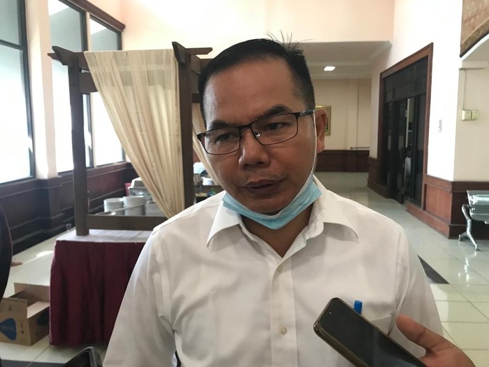 Kepala Dinas Tenaga Kerja dan Transmigrasi (Disnakertrans) NTB I Gede Putu Aryadi saat ditemui beberapa waktu yang lalu. (Lalu Helmi/detikBali)