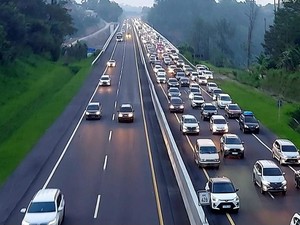 Cerita Pengguna Jalan Kena Imbas One Way: Bawen-Semarang Padat Merayap