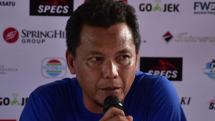 Mantan kiper dan pelatih kiper Persib Anwar Sanusi