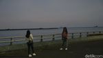 Menikmati Senja di Pelabuhan Merak