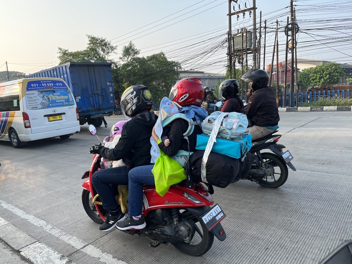 Mudik naik motor