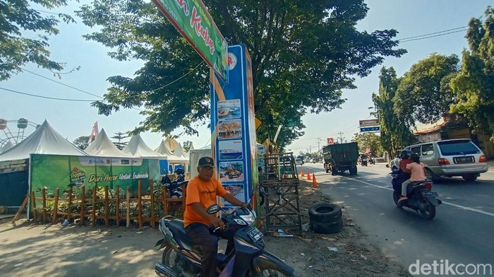 Pasar Bulusan di Pantura Kudus rawan macet. Foto diunggah Kamis (19/4/2023).